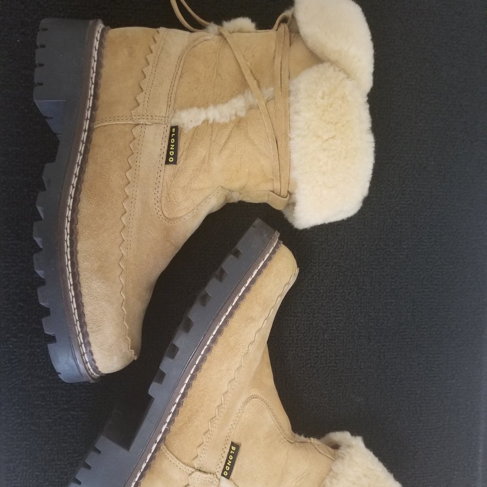 W Blondo Shearling (Sheep) Waterproof Boots 7.5B